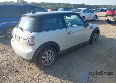 2013 Mini Hardtop Cooper из США, поврежденный, VIN WMWSU3C5XDT687396